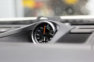 В Україні хочуть ввести штрафи за перевищення швидкості навіть на 10 км/год