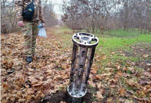 Запоріжжя атакували з РСЗВ “Ураган” касетними боєприпасами: поліція оприлюднила фото