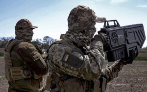 ЗСУ на Запоріжжі приземлили два ворожих БПЛА за допомогою антидроновї рушниці (ВІДЕО)