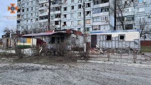 У ДСНС опублікували фото квартири в Степногірську, в яку влучила ворожа ракета
