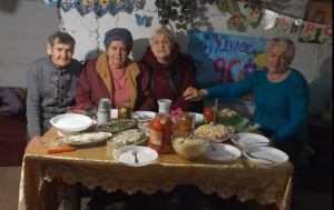 Ювілей в укритті: як у Запоріжжі місцева мешканка відсвяткувала день народження (ФОТО)