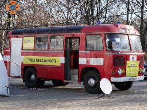 У Запоріжжі презентували пересувний “Пункт незламності”: як він виглядає (ФОТО)
