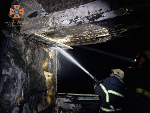 У Запоріжжі чоловік загинув через пожежу на балконі (ФОТО)