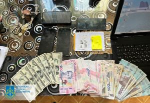 “Схема” на лінії перетину: у Запоріжжі судитимуть поліцейського (ФОТО)