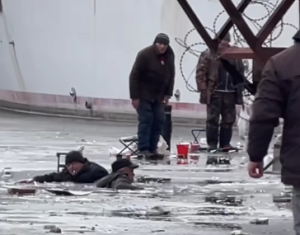 В Запорожье Youtube-блогер с 6,4 млн подписчиков спас двух провалившихся под лед рыбаков (ВИДЕО)