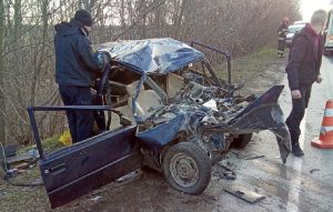 Від авто залишився лише брухт: смертельна ДТП під  Запоріжжям (ФОТО)