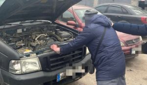 У Запоріжжі чоловік продав авто, яке придбали для ЗСУ (ФОТО)