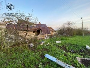 Внаслідок ракетного удару пошкоджено приватний будинок в Запорізькому районі (ФОТО)