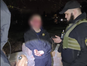 Підлітки побили 14-річного хлопця до непритомності: відео опублікували в мережі