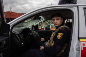 “Російські військові глузували над нами”: запорізький рятувальник Валентин Стеценко згадав досвід евакуації цивільних