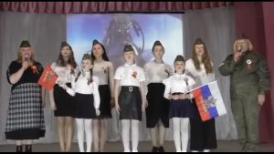 “Дядя Вова, ми з тобою”: на ТОТ Запорізької області дітей задіяли у пропаганді (ВІДЕО)