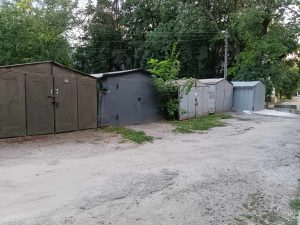 В Запорожье владельцев незаконных гаражей предупреждают о демонтаже самовольных конструкций (ФОТО)
