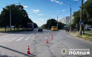 У Запоріжжі на “зебрі” збили двох неповнолітніх дівчат (ФОТО)