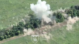 Під Пологами ЗСУ ефектно знищили найкращу російську САУ (ВІДЕО)