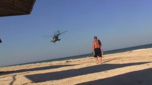 “Самолеты, вертолеты — круглосуточно”: как сейчас выглядят пляжи оккупированной Кирилловки (ВИДЕО)