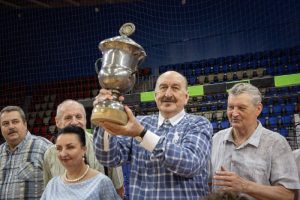 40 років після тріумфу: у Запоріжжі вшанували спортивний подвиг легендарних гандболістів (ФОТОРЕПОРТАЖ)