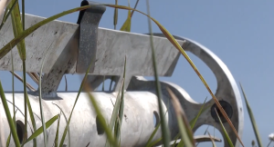 Фермер в 15 км від лінії фронту на Запоріжжі показав “подарунки” від росіян (ФОТО, ВІДЕО)