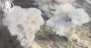 Танк підривається на мінах, а по росіянах на Запоріжжі працює їх же РСЗВ: феєричне відео