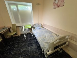У Запоріжжі в медзакладі облаштували укриття, де можна приймати пологи (ФОТО)