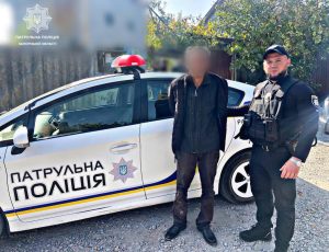 У Запоріжжі чоловік вдарив співмешканця ножем і добив сокирою (ФОТО)