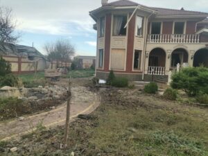 Росіяни посилили атаки на Запоріжжі: у ЗОВА показали наслідки останніх обстрілів (ФОТО)