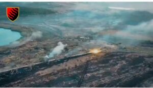 Запорізькі артилеристи показали, як знищили величезну колону бронетехніки ворога (ВІДЕО)