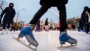 У Запоріжжі анонсували відкриття нової ковзанки: названо дату й ціни