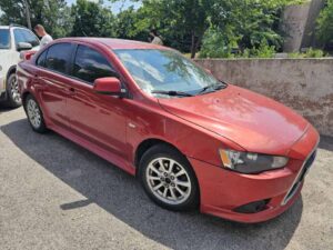 В Запорожье выставили на продажу арестованный Mitsubishi Lancer: на него уже претендуют 18 покупателей (ФОТО)