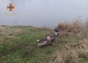 На Запоріжжі рибалка побачив у воді тіло загиблої людини (ФОТО)