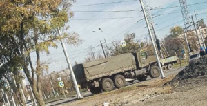 Росіяни посилено формують технічні склади в Маріуполі (ФОТО, ВІДЕО)