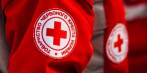 Збір до 1 грудня: куди запоржці можуть передати теплі речі