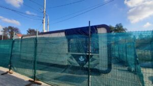 У ЗОВА розкритикували нове модульне укриття, яке встановили біля мерії в Запоріжжі