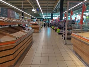 У Запоріжжі з аукціону продали торговий центр “Амстор”: скільки заплатив переможець торгів (ФОТО)