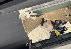 В Запорожье парень по “глупости” пробил потолок в Эпицентре (ВИДЕО)