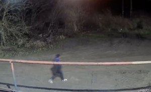 Поліція Запоріжжя розшукує чоловіка за скоєння тяжкого злочину (ВІДЕО)