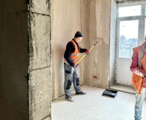 У зруйнованих будинках Запоріжжя тривають відновлювальні роботи: що зроблено (ФОТО)