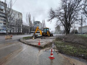 У Запоріжжі через аварію без води залишились десятки багатоповерхівок (ФОТО, ВІДЕО)