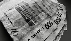 Еще 43 жителя Запорожья получат компенсации на ремонт жилья: названа сумма