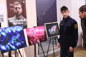 У Запоріжжі пройшов концерт гурту “Ситуація” і виставка художника Космо Макса (РЕПОРТАЖ)