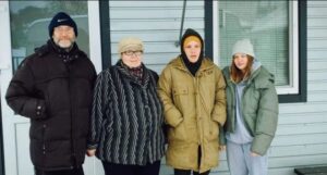 Обшуки, погрози і страх: сім’я з Мелітополя розповіла про життя в окупації (ФОТО)