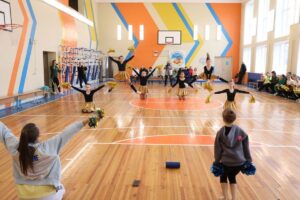 В якості підготовки до змагань “Пліч-о-пліч Всеукраїнські шкільні ліги” в Запоріжжі відбувся майстер-клас з черліденгу (ФОТО)