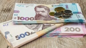 В Украине в 10 раз хотят увеличить выплаты за детей: названа сумма