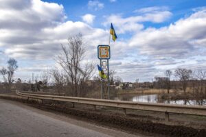 Більшості оріхівців скасували виплати ВПО: результати опитування у соцмережах