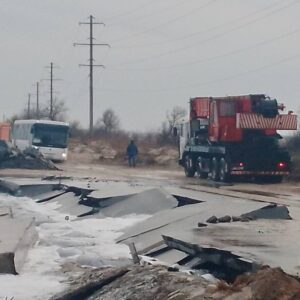 У Бердянську через шторм розмило косу (ВІДЕО)