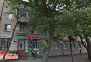 В Запорожье за ​​4,2 млн грн с торгов продают квартиру должника: как она выглядит (ФОТО)