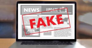 “Нелегітимний” Зеленський і “здача України”: огляд ворожих фейків минулого тижня