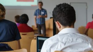 Обновление данных в ТЦК для абитуриентов: может ли вуз ставить такое требование