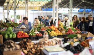 В Україні різко подешевшав популярний тепличний овоч