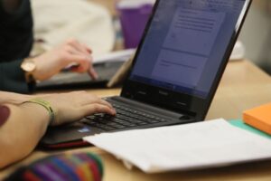 Електронні кабінети вступників: як створити та подати заяву