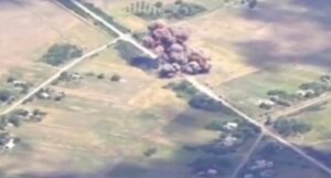 “Роніни” довгими FPV-дронами знищують тепловоз та “Град” в районі Токмаку (ВІДЕО)